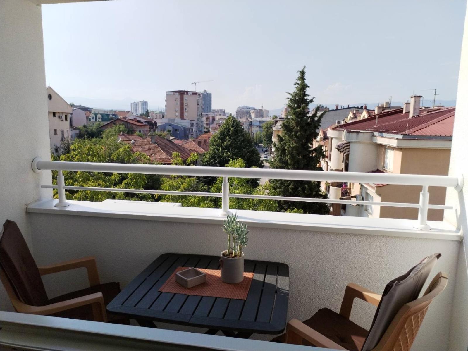 Maya Apartment Skopje Exteriör bild